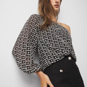 White House Black Market WHBM Monochrome One-Shoulder Blouse